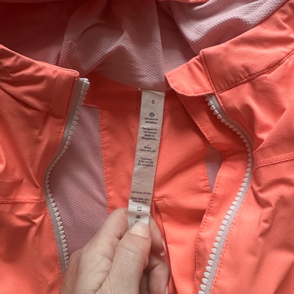 Lululemon windbreaker - Picture 2 of 4